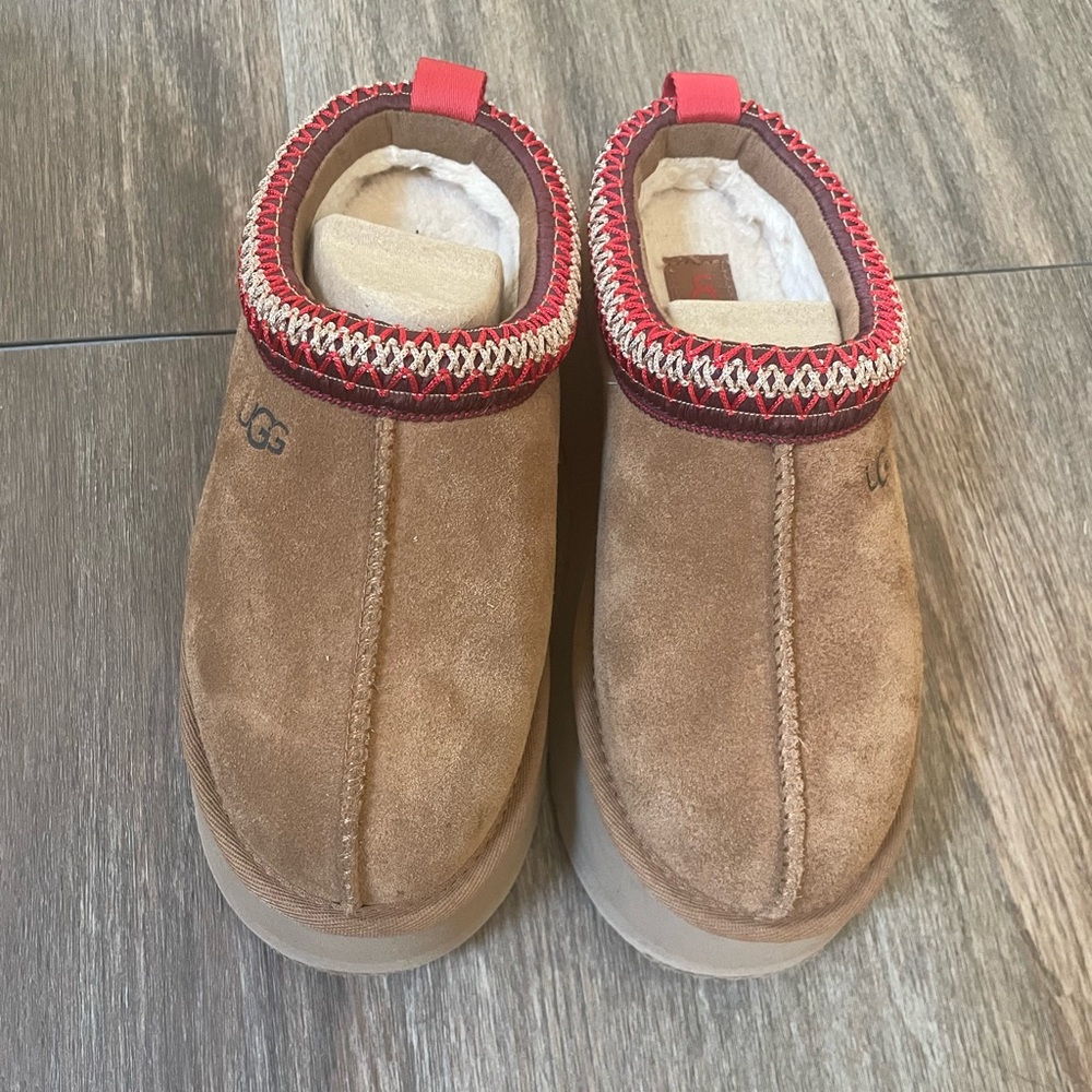 UGG Tazz platform slipper